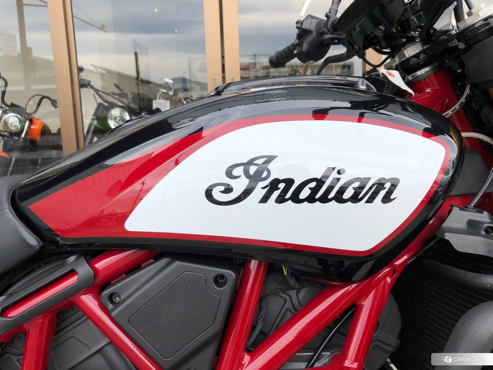 Indian FTR1200S id 4313105 из Японии 10