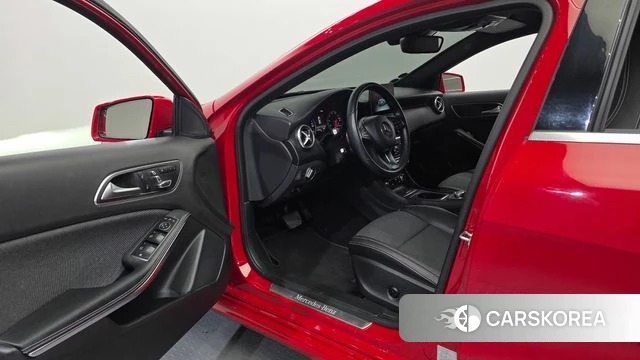 Mercedes-Benz A-Class W176 id 4385098 из Кореи 20