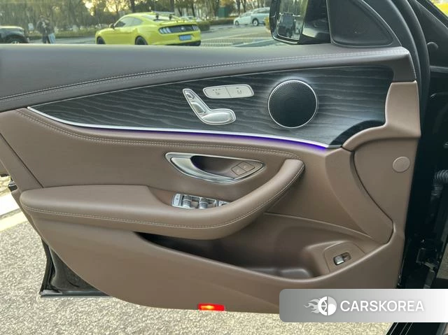 Mercedes-Benz E-class id 4212885 из Китая 17