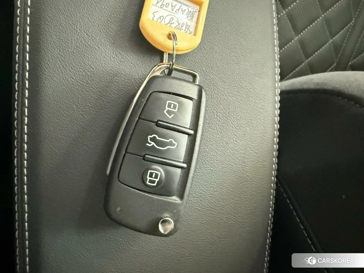 Audi Q3 Sportback id 4512459 из Китая 27