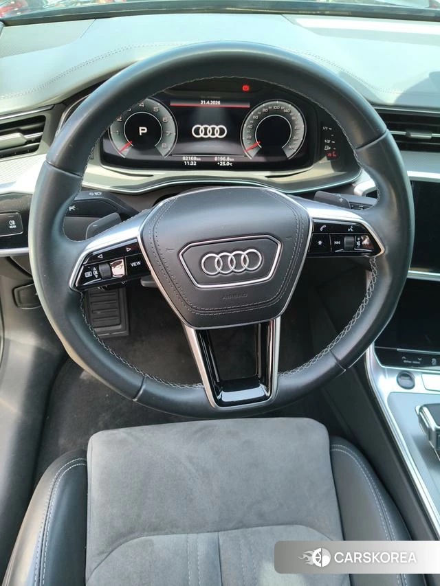 Audi A6L id 4271789 из Китая 17