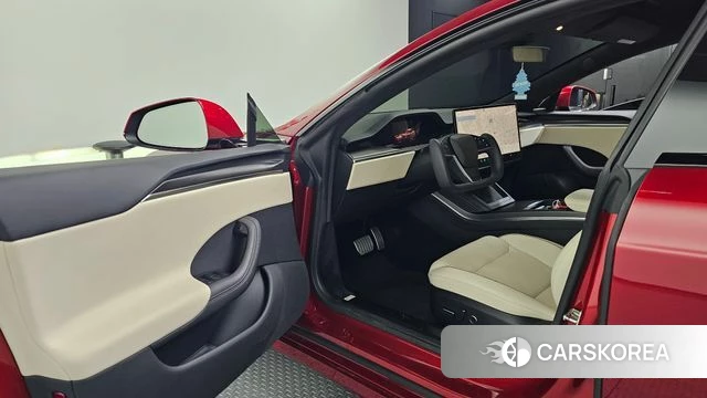 Tesla Model S id 4630774 из Кореи 32