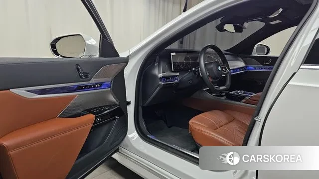 BMW 7 Series (G70) id 3664514 из Кореи 20