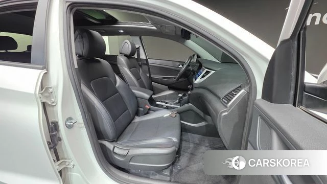 Hyundai All New Tucson id 4197259 из Кореи 30