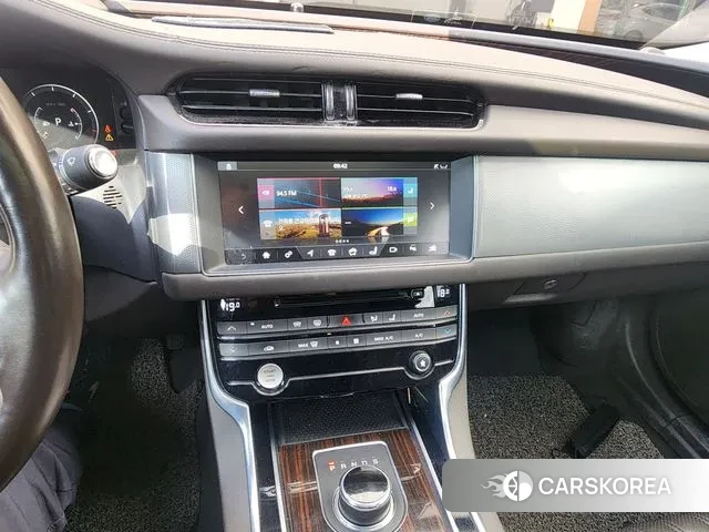 Jaguar XF (X260) id 3742928 из Кореи 12