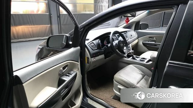 Kia The New Carnival id 4245876 из Кореи 30