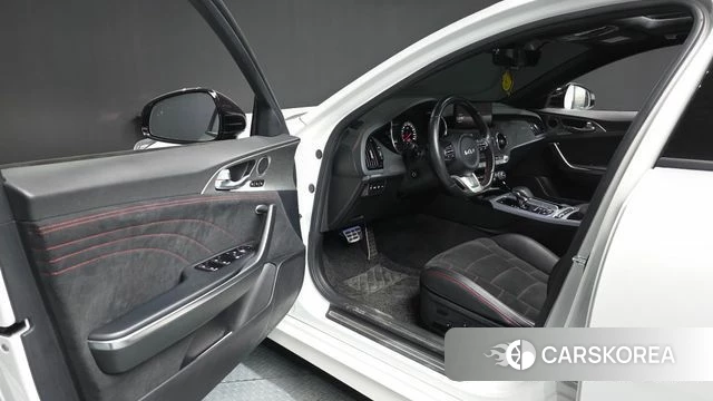 Kia Stinger Meister id 4613834 из Кореи 34