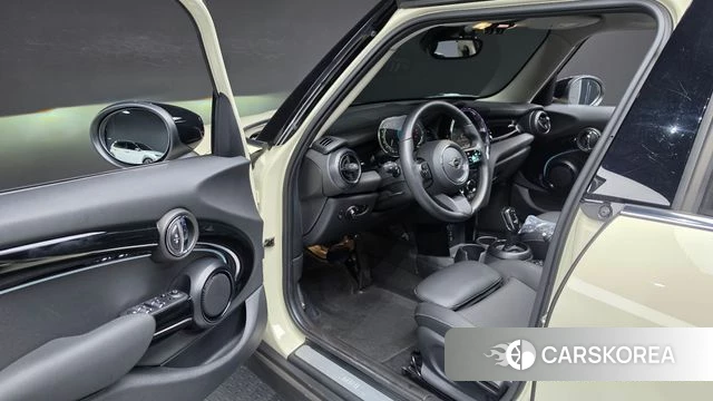 Mini Cooper id 4692659 из Кореи 31