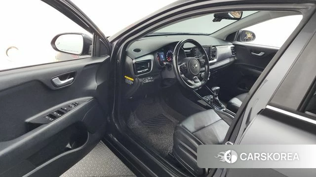 Kia Stonic id 3924819 из Кореи 20