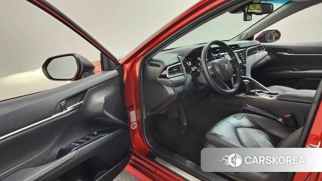 Toyota Camry (XV70) id 3917553 из Кореи 20