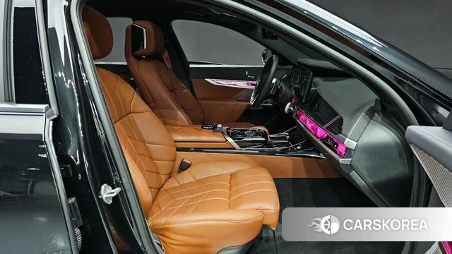 BMW 7 Series (G70) id 3792816 из Кореи 20