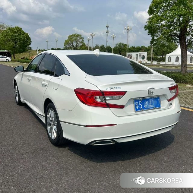 Honda Accord id 4307242 из Китая 10