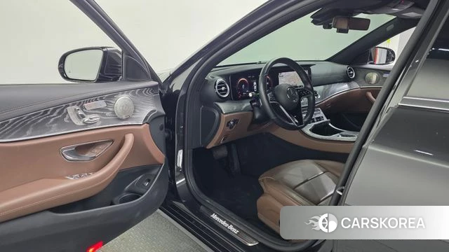 Mercedes-Benz E-Class W213 id 4428649 из Кореи 20
