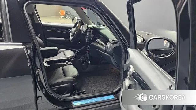 Mini Cooper S id 2890429 из Кореи 20