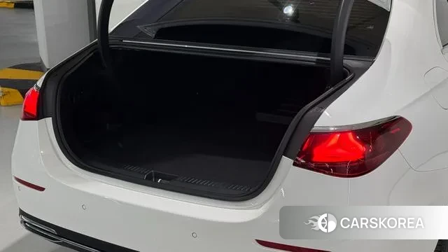 Mercedes-Benz E-Class W214 id 3638712 из Кореи 20