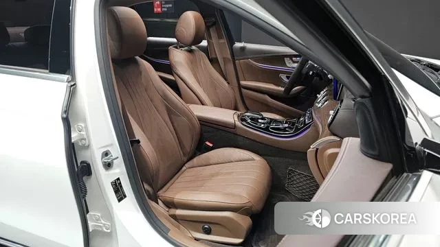 Mercedes-Benz E-Class W213 id 3292034 из Кореи 20