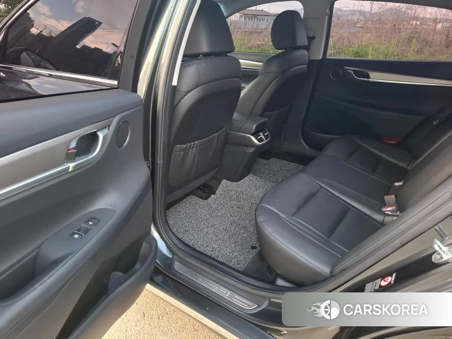 Hyundai The New Grandeur IG Hybrid id 4245067 из Кореи 20