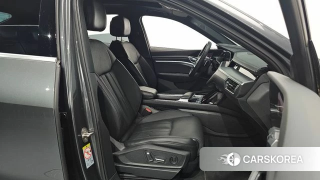 Audi e-Tron id 4631369 из Кореи 33