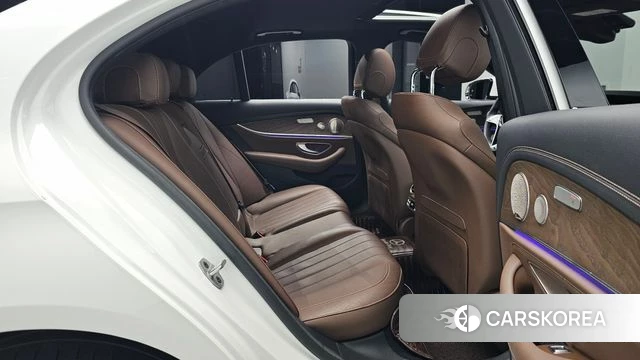 Mercedes-Benz E-Class W213 id 4753677 из Кореи 36