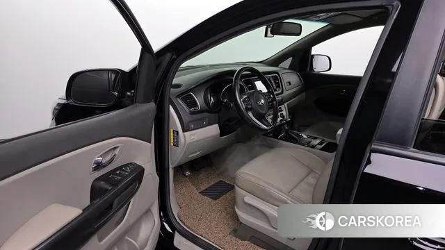 Kia All New Carnival id 2971613 из Кореи 20