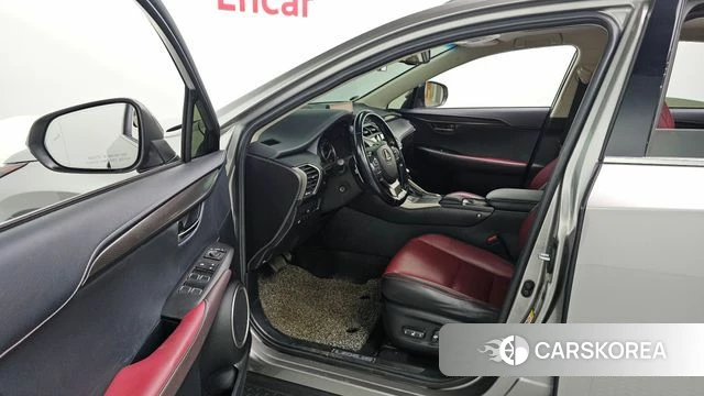 Lexus NX300h id 4286315 из Кореи 31