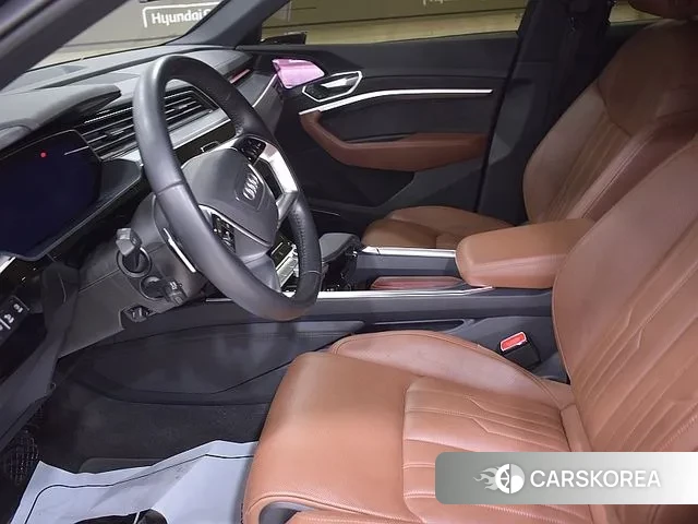 Audi e-Tron id 2940588 из Кореи 20