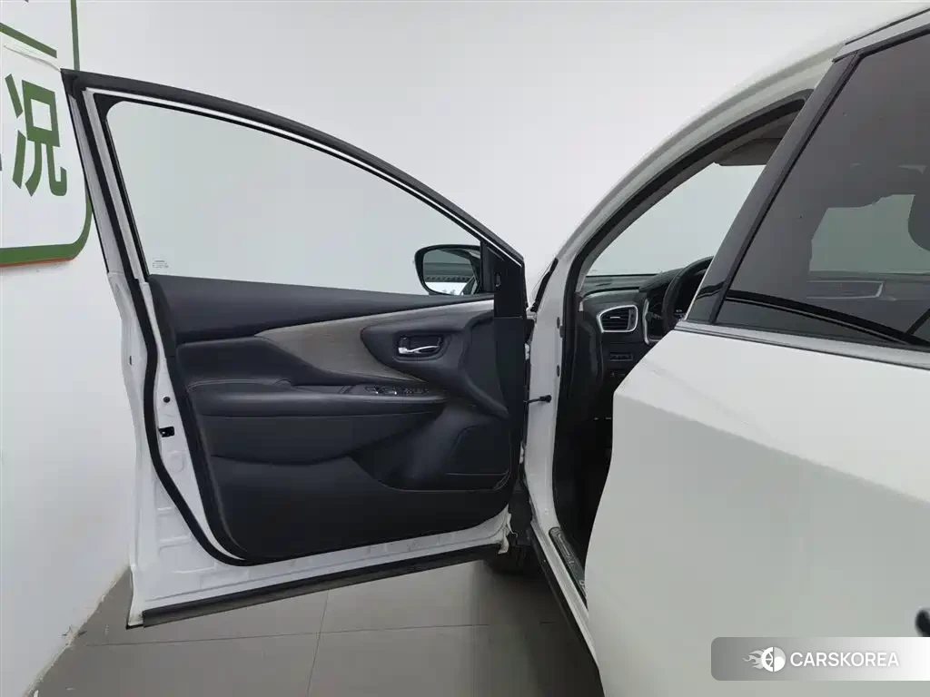 Nissan Murano id 4539378 из Китая 24