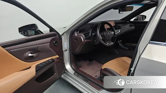 Lexus ES300h 7th generation id 3351123 из Кореи 20