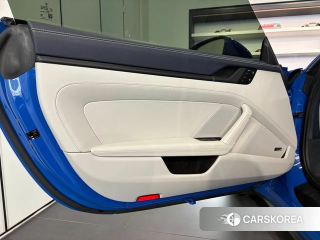 Porsche 911(992) id 4617338 из Кореи 20