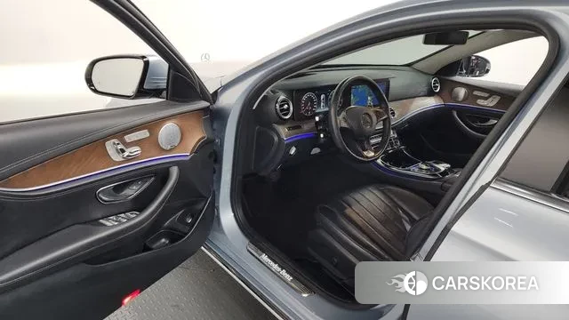 Mercedes-Benz E-Class W213 id 3469990 из Кореи 20
