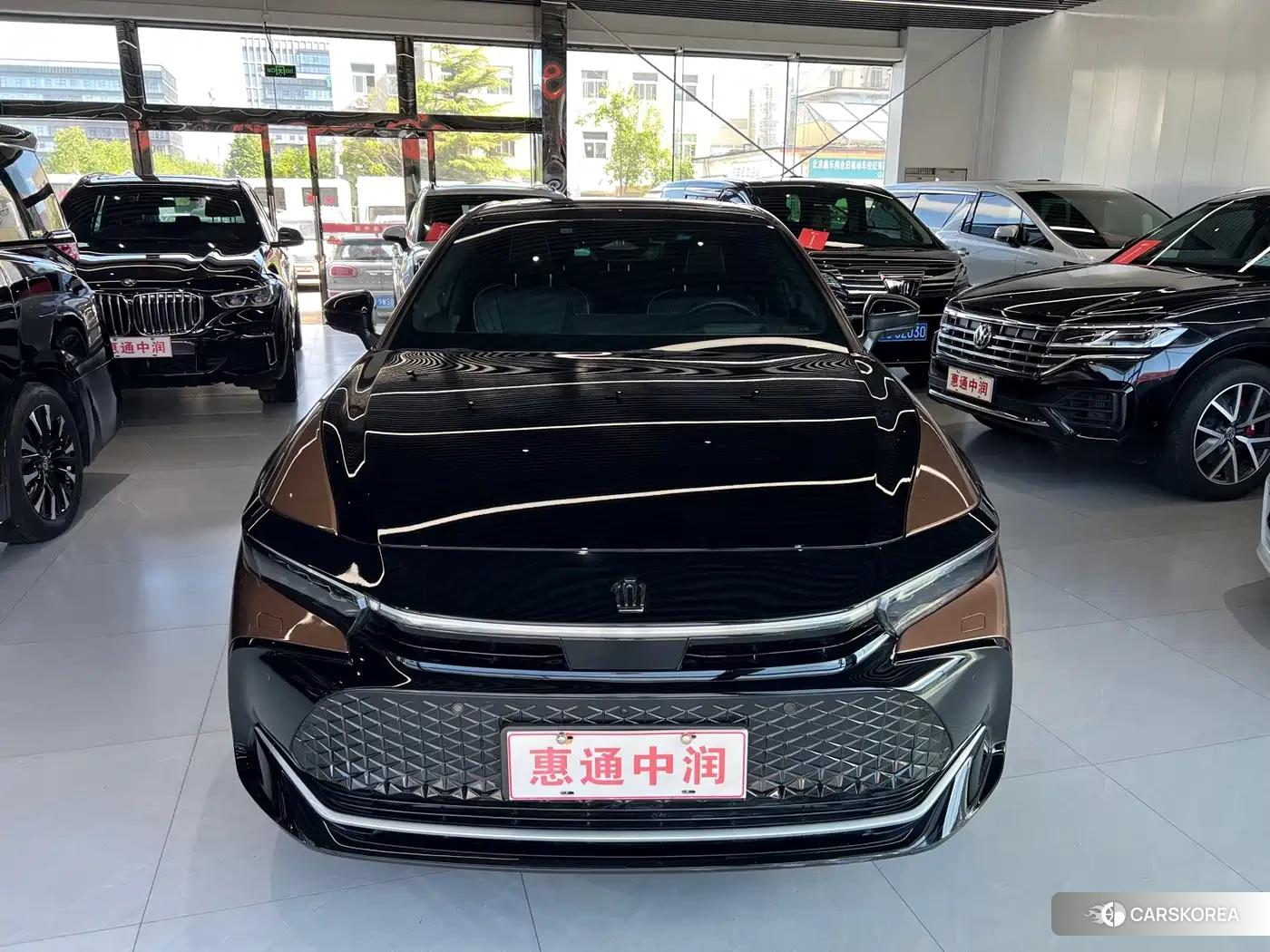 Toyota Crown SportCross id 4546471 из Китая 19