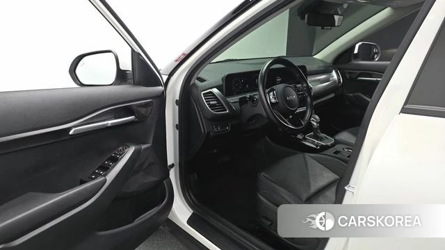 Kia The New Seltos id 4835418 из Кореи 30