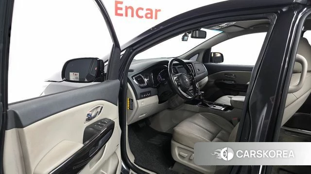 Kia The New Carnival id 4542918 из Кореи 20