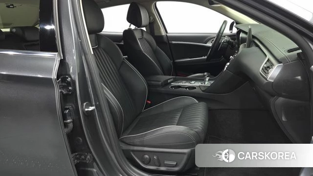 Genesis G70 id 3966609 из Кореи 20