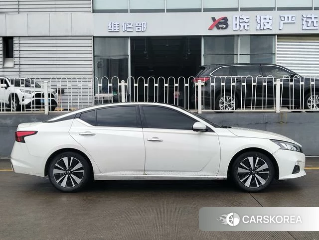 Nissan Teana id 4277214 из Китая 16