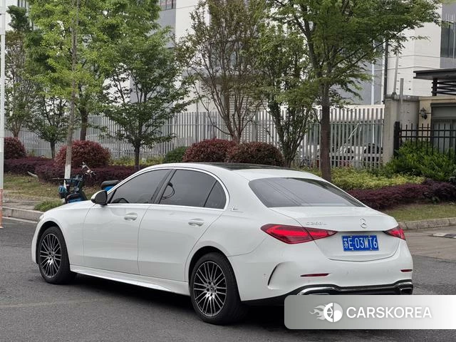 Mercedes-Benz Class C id 4265971 из Китая 15
