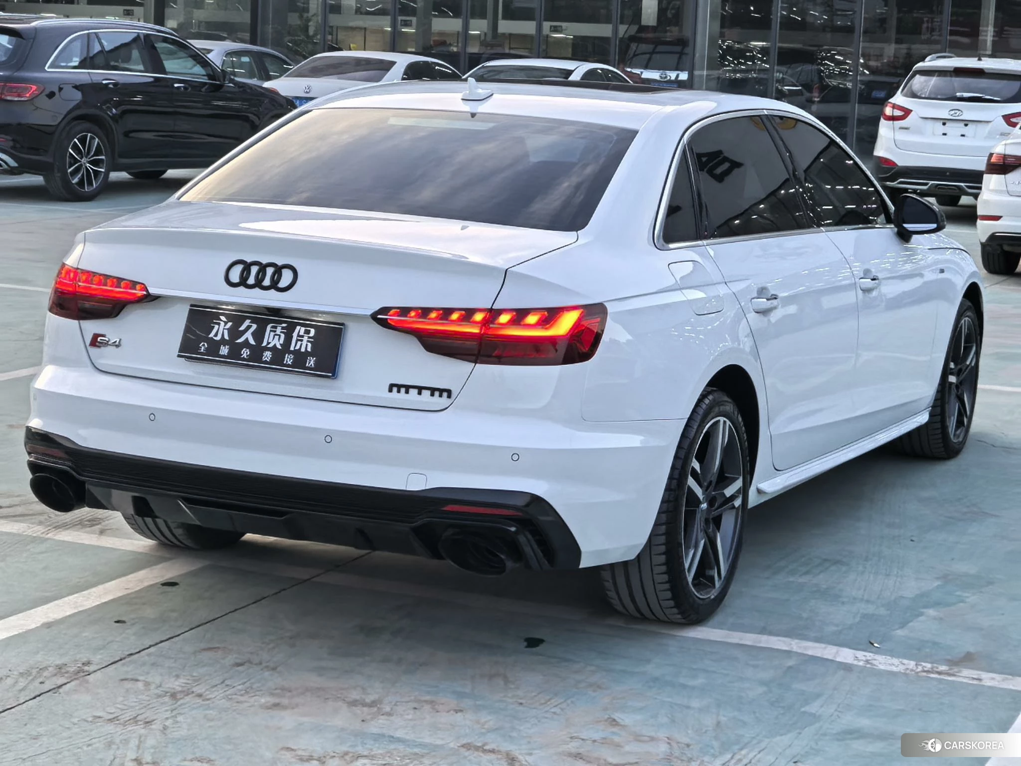 Audi A4L id 4467517 из Китая 24