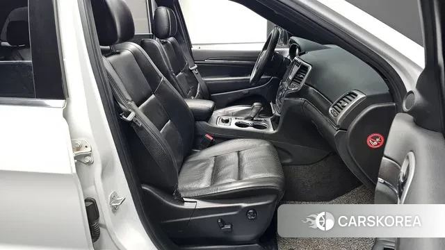 Jeep Grand Cherokee id 3622660 из Кореи 20