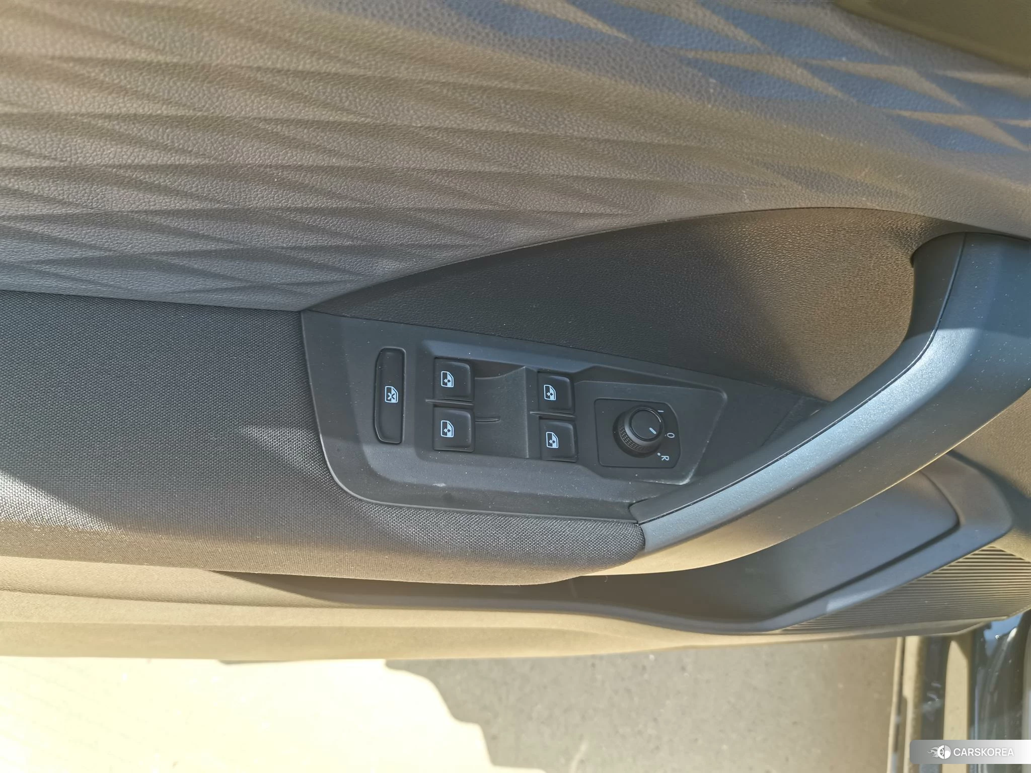 Volkswagen Tuyue id 4440633 из Китая 23