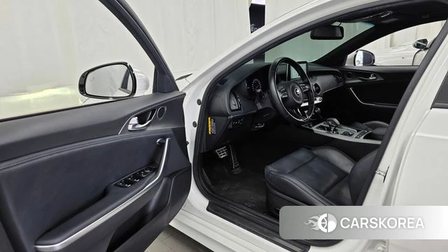 Kia Stinger id 4586573 из Кореи 20