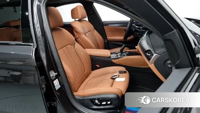 BMW 5 Series (G30) id 2974664 из Кореи 20