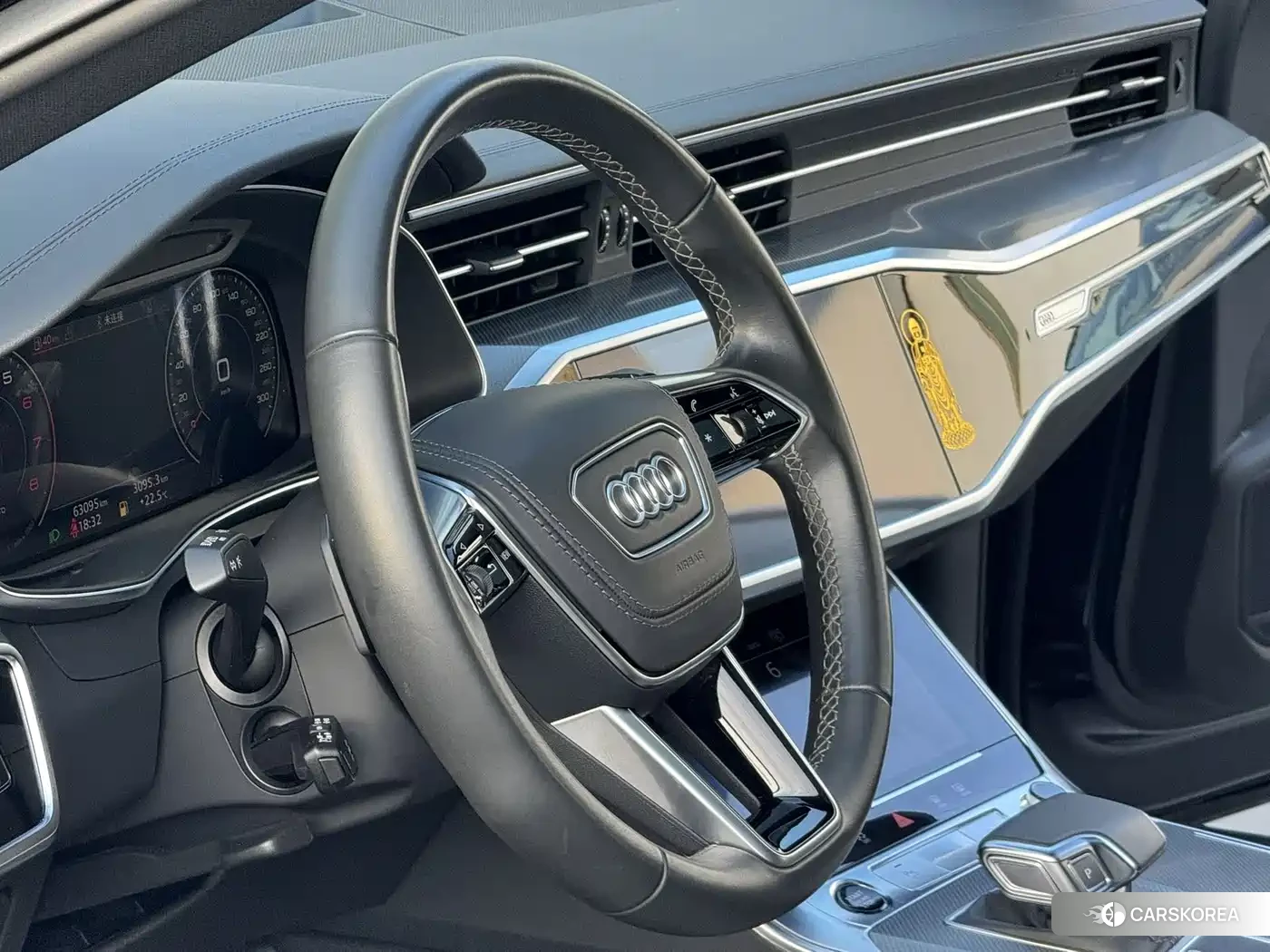 Audi A6L id 4576859 из Китая 24