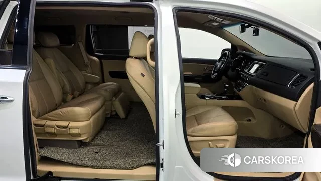 Kia The New Carnival id 3651521 из Кореи 20