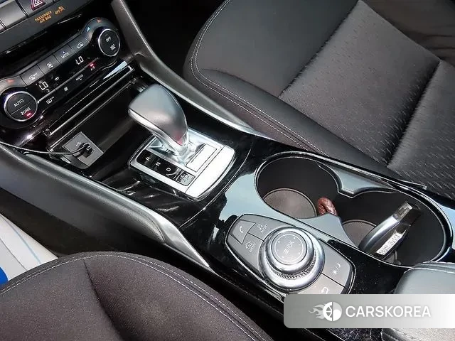 Infiniti Q30 id 3324913 из Кореи 19