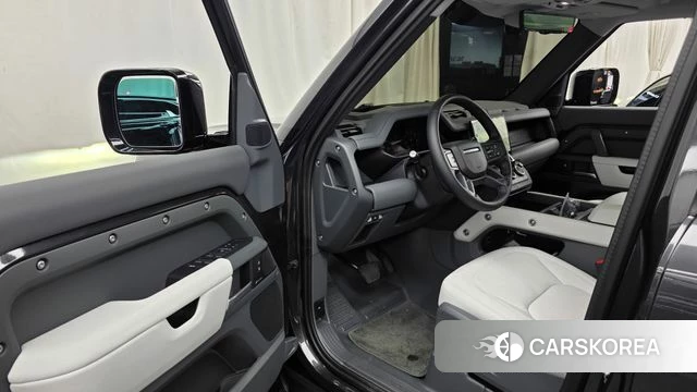 Land Rover Defender (L663) id 4734625 из Кореи 31
