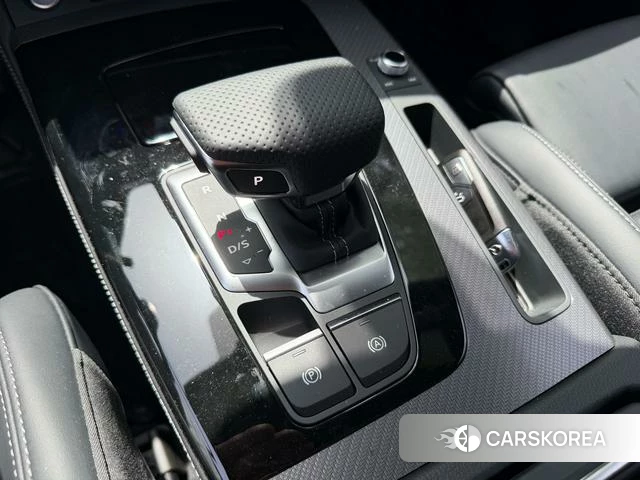 Audi Q5L id 4205816 из Китая 14