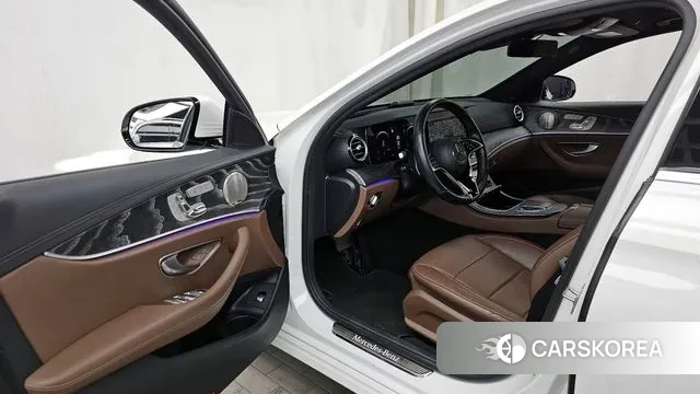 Mercedes-Benz E-Class W213 id 3611049 из Кореи 20