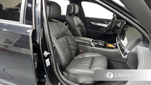 BMW 7 Series (G70) id 3720839 из Кореи 20