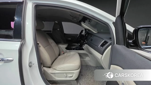 Kia The New Carnival id 3801621 из Кореи 20