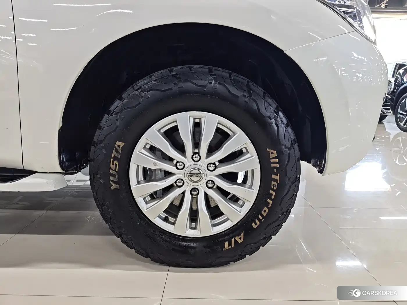 Nissan Toure id 4546683 из Китая 14